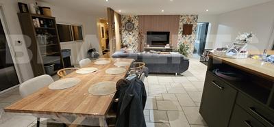 Maison de bois - 159 m² - 6 pièces