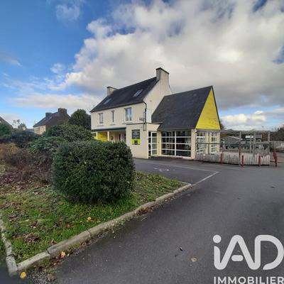 Maison de village - 217 m² - 9 pièces