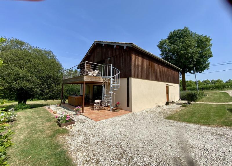 Maison traditionnelle - 177 m² - 7 pièces