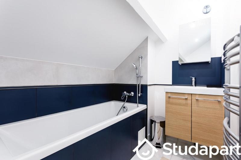 Chambre - 11 m² - 1 pièce