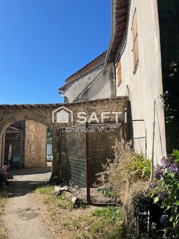 Maison - 457 m² - 16 pièces