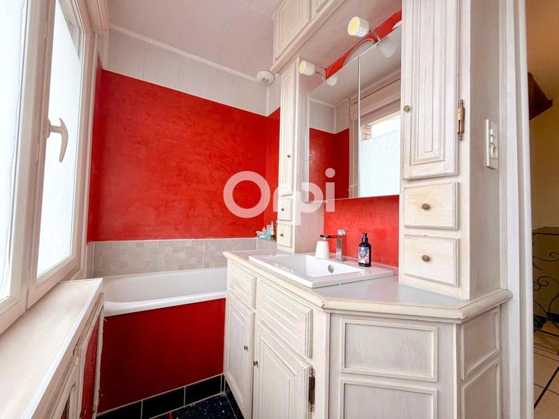 Maison - 107 m² - 5 pièces