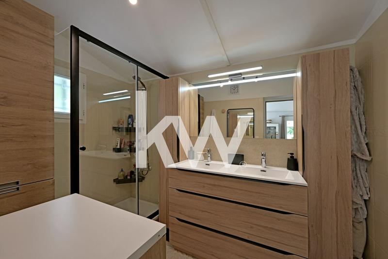 Villa - 143 m² - 4 pièces