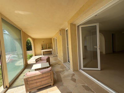 Appartement - 117 m² - 5 pièces