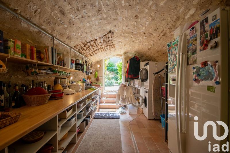 Maison - 249 m² - 9 pièces