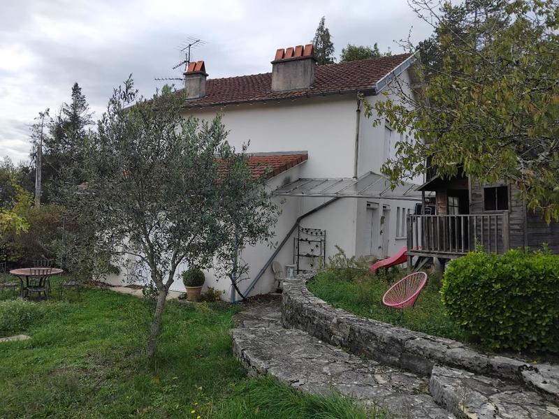 Maison - 197 m² - 9 pièces