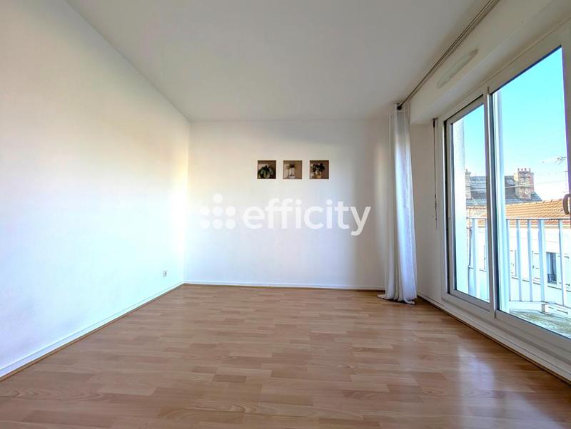 Appartement - 92 m² - 5 pièces