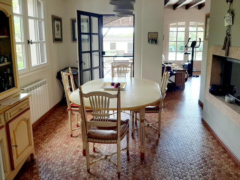 Villa - 185 m² - 6 pièces