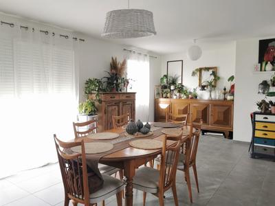 Maison contemporaine - 135 m² - 6 pièces