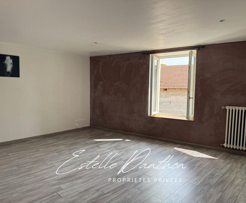 Maison - 140 m² - 8 pièces