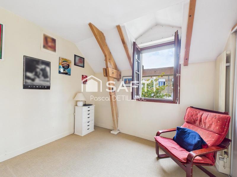 Maison - 201 m² - 8 pièces