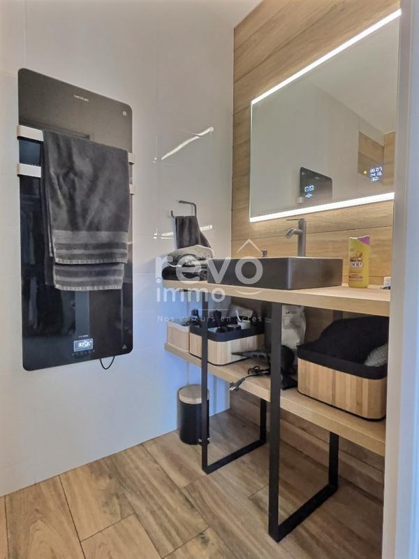 Maison - 137 m² - 5 pièces