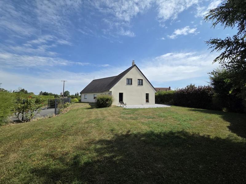 Pavillon - 220 m² - 9 pièces