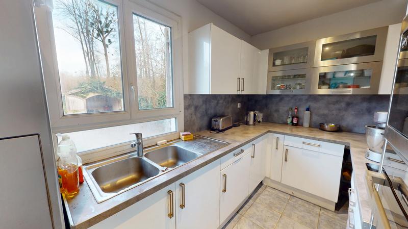 Maison - 100 m² - 5 pièces