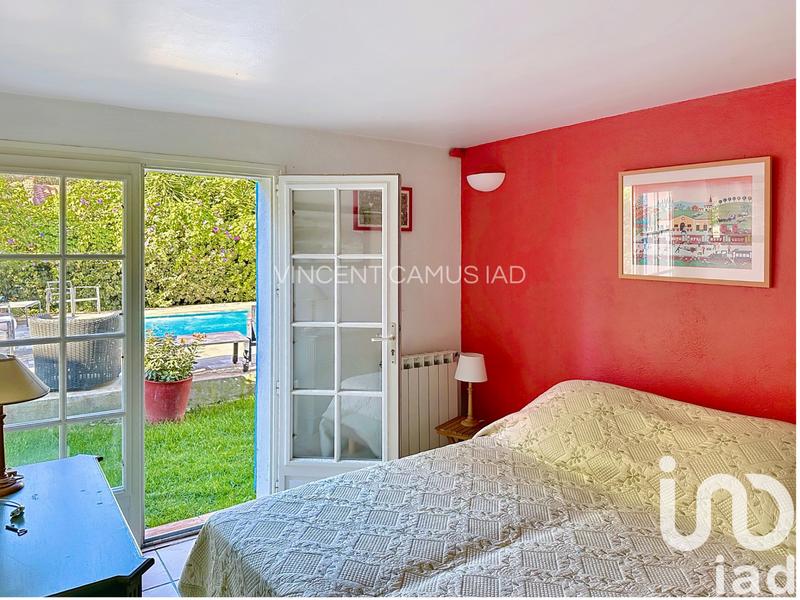 Maison - 259 m² - 8 pièces