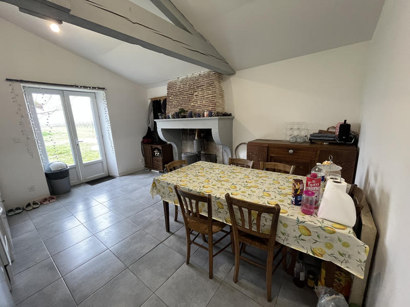 Maison - 548 m² - 12 pièces