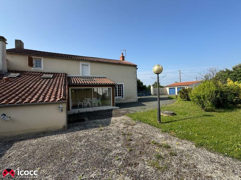 Maison en pierre - 155 m² - 6 pièces