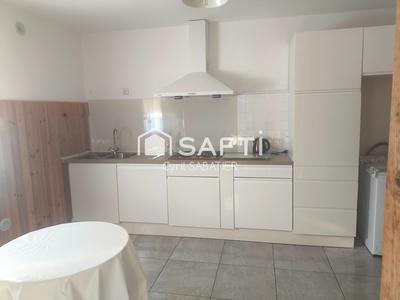 Maison - 140 m² - 8 pièces