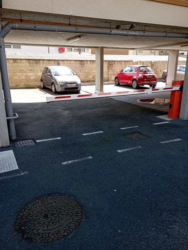 Parking - 10 m²