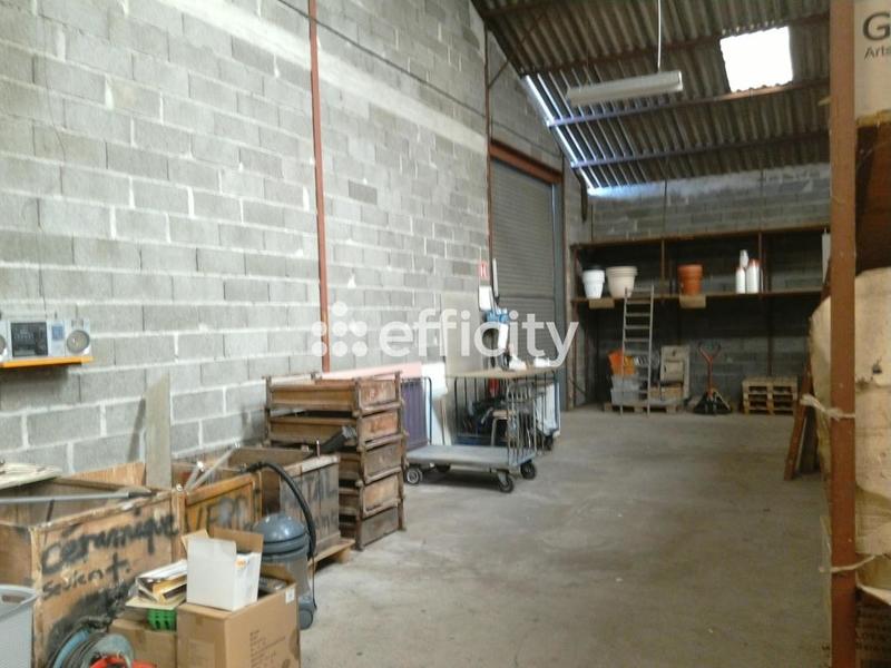 Bureau - 2 200 m² - 7 pièces