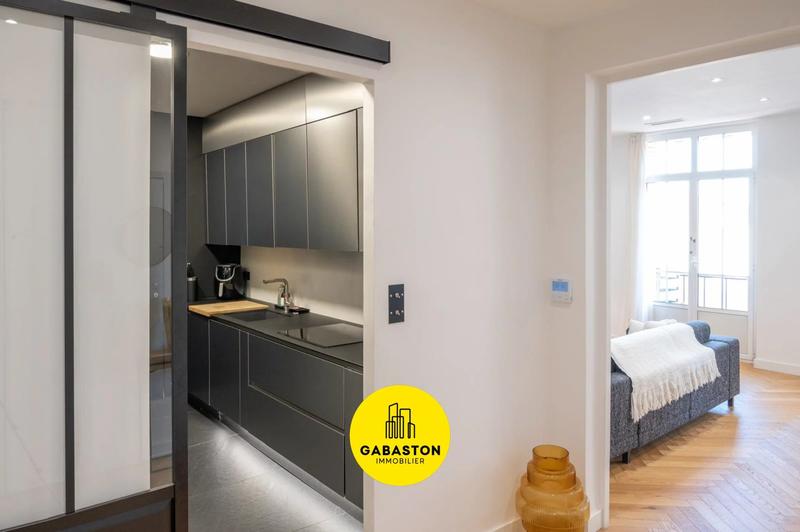 Appartement - 123 m² - 4 pièces