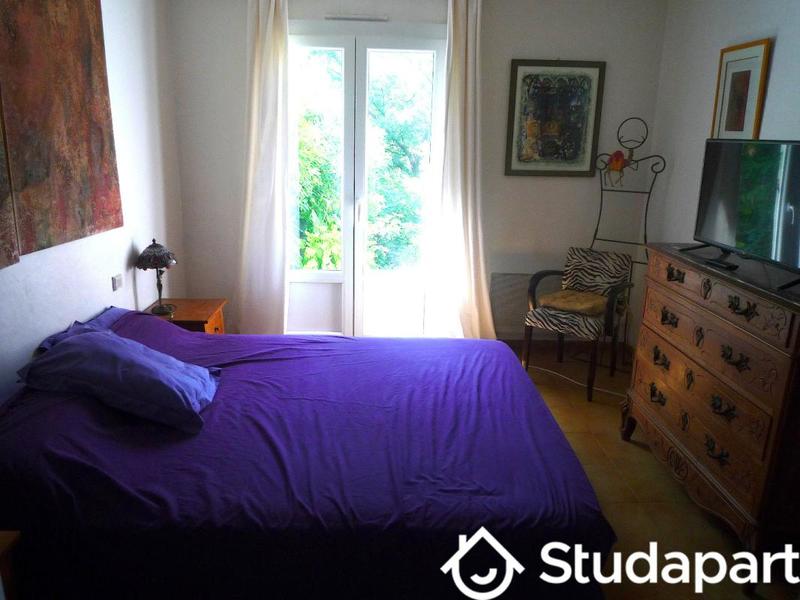 Chambre - 9 m² - 1 pièce