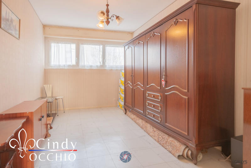 Appartement - 77 m² - 3 pièces