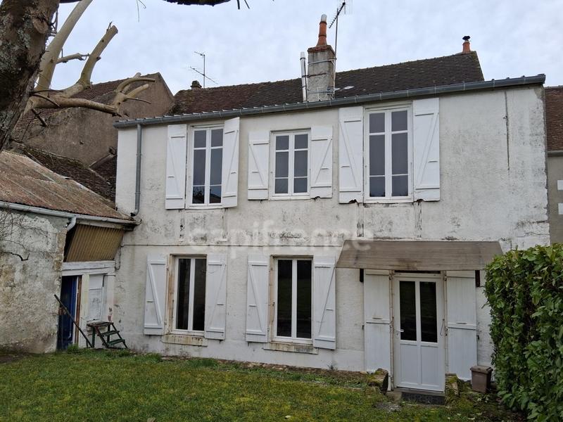 Maison de village - 181 m² - 6 pièces