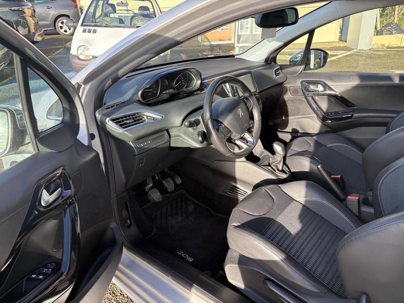 Peugeot 208 1.6l Hdi 90 Cv Allure - Kit Distribution Fait en 2025