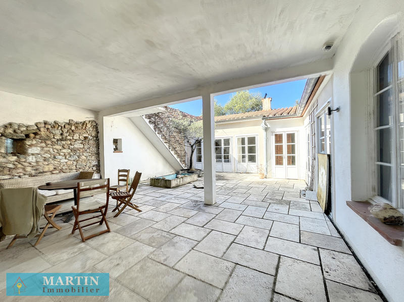 Mas - 191 m² - 6 pièces