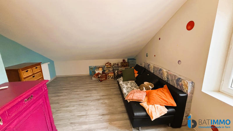 Maison - 174 m² - 8 pièces