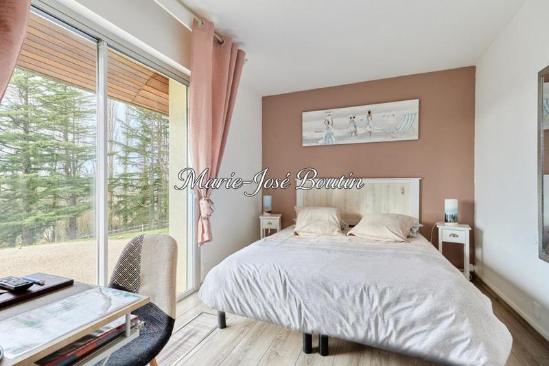 Maison d'architecte - 215 m² - 7 pièces