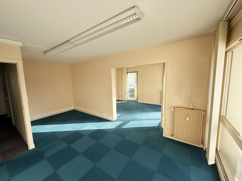 Appartement - 92 m² - 6 pièces