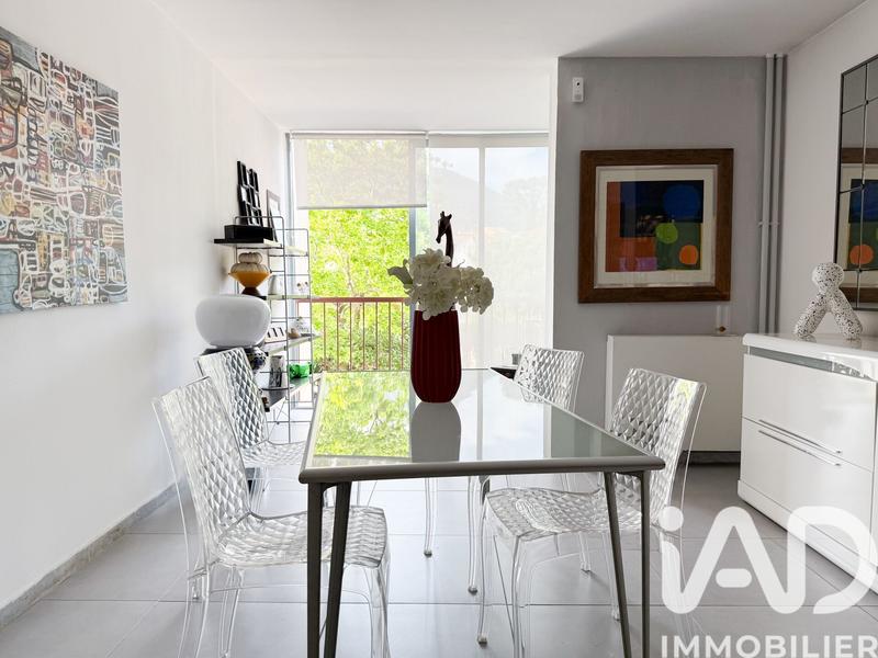 Appartement - 93 m² - 4 pièces