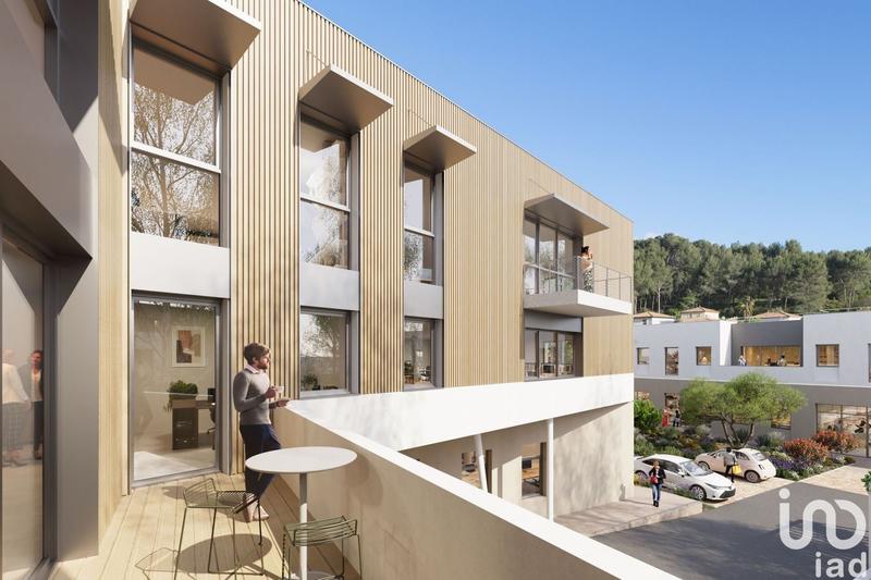 Local commercial - 243 m²