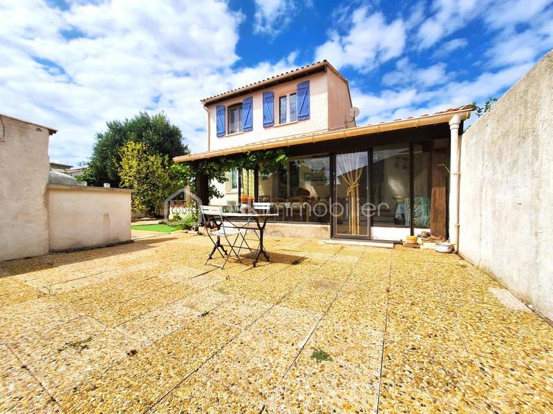 Maison - 90 m² - 4 pièces