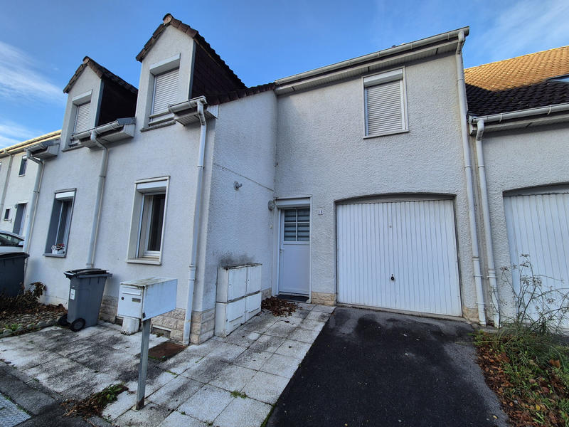 Maison - 85 m² - 5 pièces