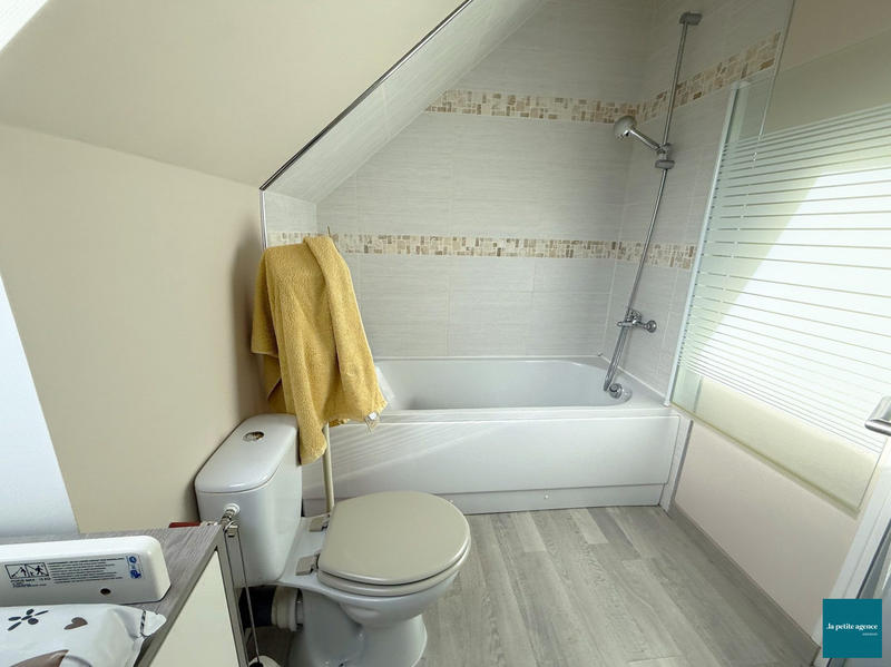 Maison - 170 m² - 7 pièces