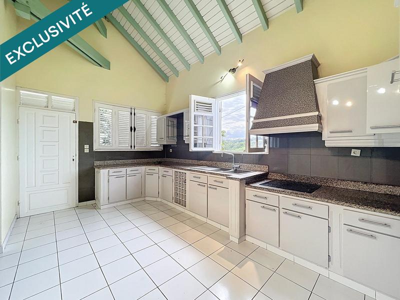 Maison - 254 m² - 6 pièces