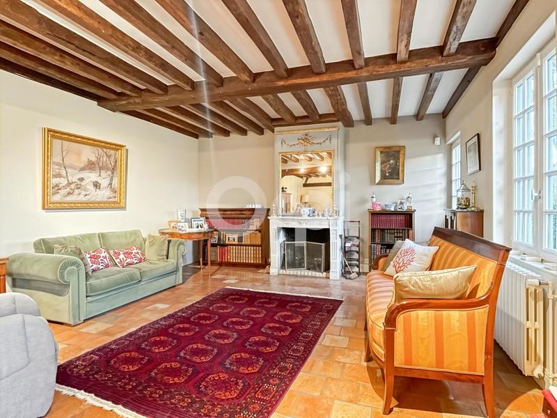 Propriété - 236 m² - 6 pièces