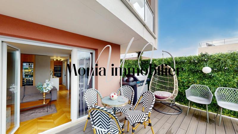 Appartement - 85 m² - 4 pièces