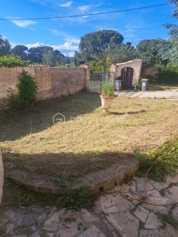 Maison traditionnelle - 259 m² - 8 pièces