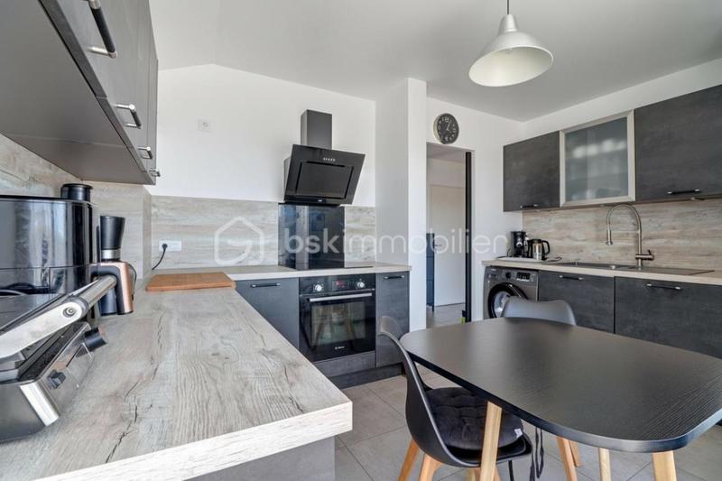 Appartement - 87 m² - 4 pièces