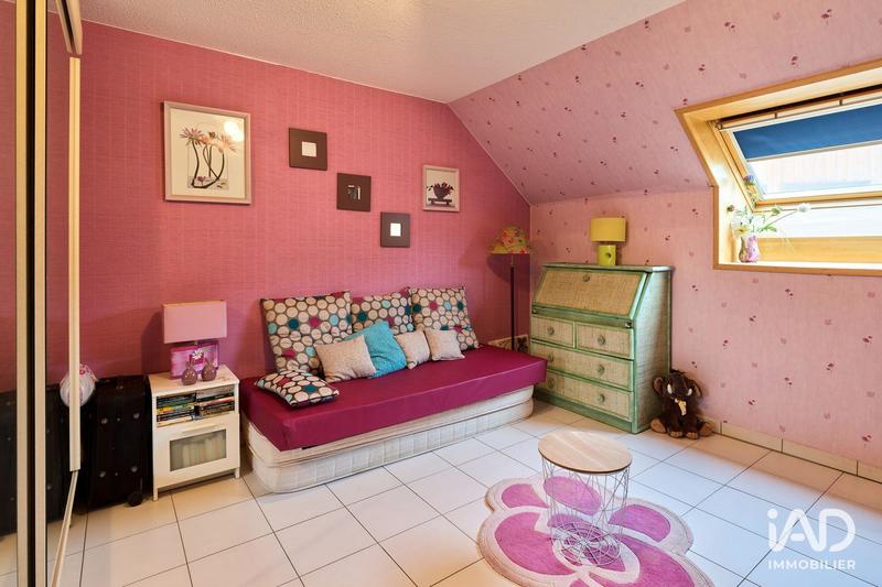 Maison - 360 m² - 9 pièces