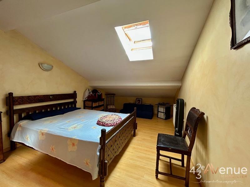 Appartement - 141 m² - 5 pièces