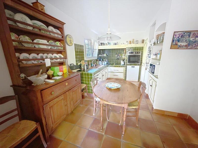 Maison - 177 m² - 7 pièces