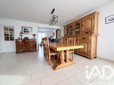 Maison - 152 m² - 7 pièces