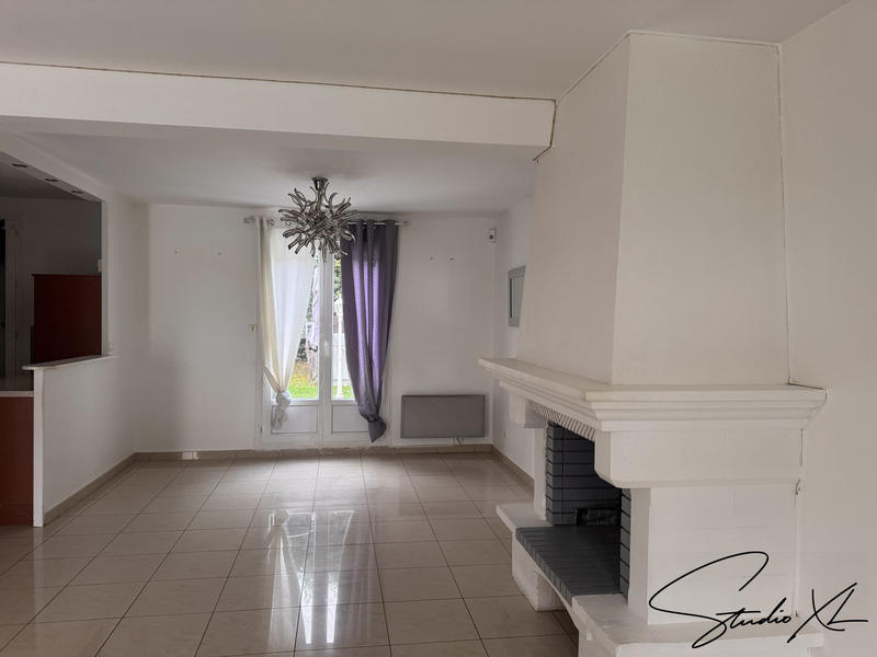 Maison traditionnelle - 121 m² - 7 pièces