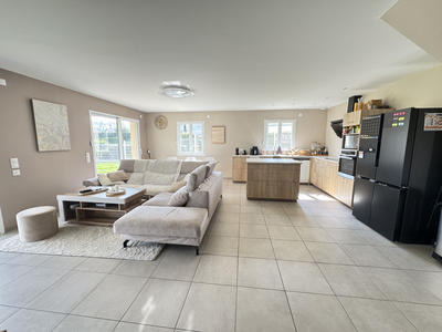 Maison - 120 m² - 5 pièces