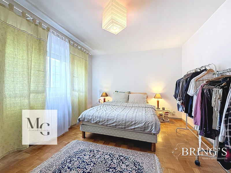 Appartement - 85 m² - 4 pièces